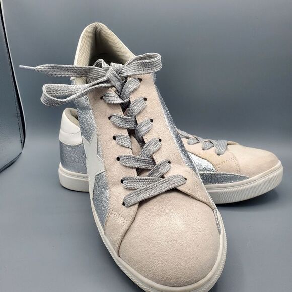 Party Beige Silver Metalic and Beige Suede Sneakers features a Star Size 10 - Picture 3 of 7